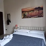 Il Rifugio Di Garibaldi 4* Neapel